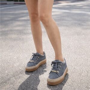 Juicy Couture Women’s Blainnne Gray Suede Casual Fashion Sneakers 10B Charm